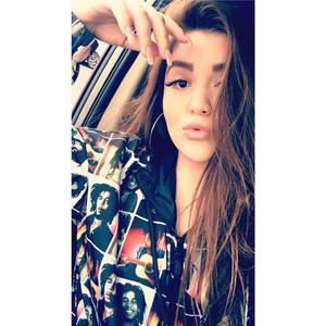 Meet your Posher, Leslie